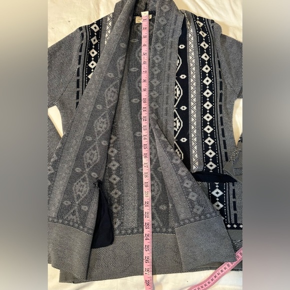 Everly Cardigan Aztec Style Print Navy Blue White - Womens Small - Picture 6 of 9